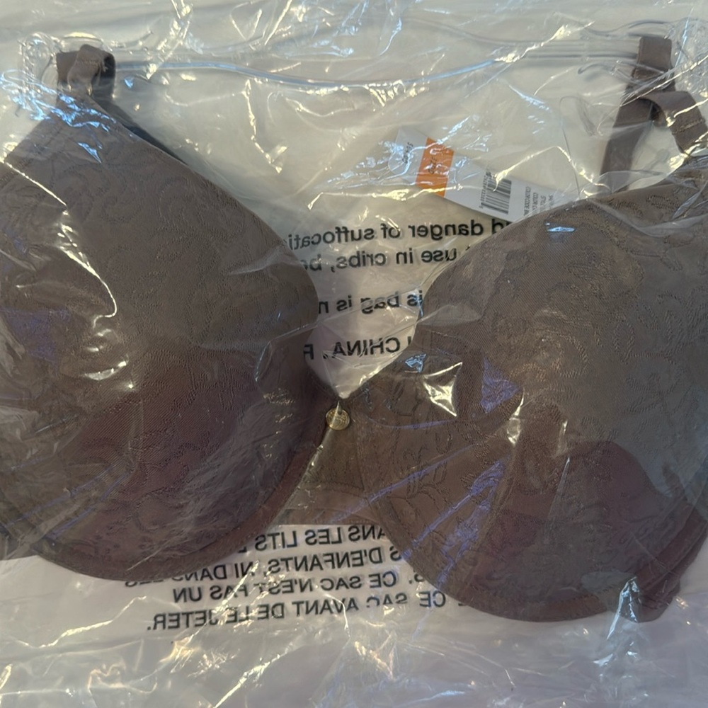 Natori t-shirt bra 32DD new with tags